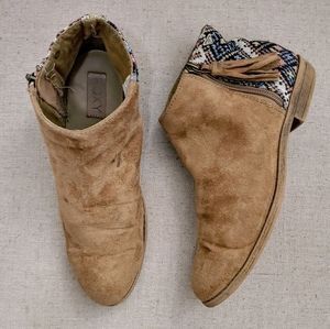 Roxy Ankle Booties Faux Suede Brown Boots Size 4